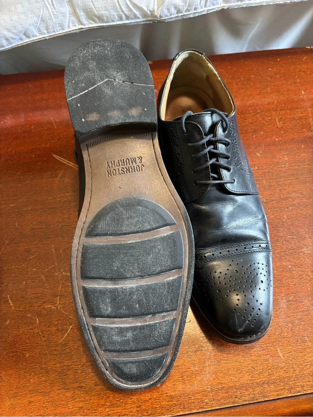 Johnston and Murphy Black Leather Cap-Toe Oxford Dress Shoes